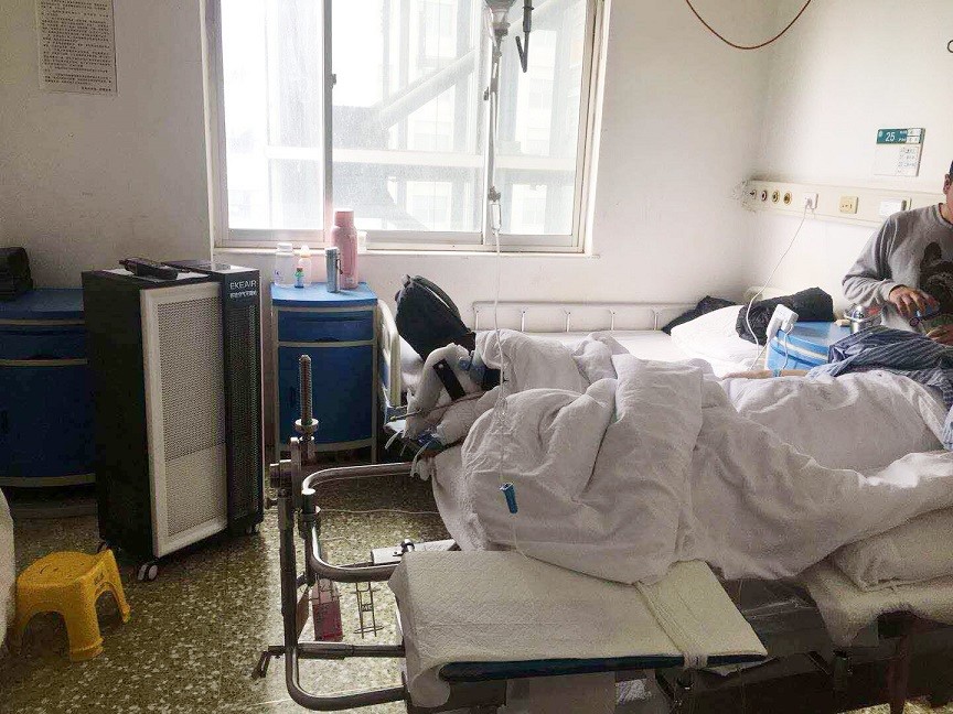 последний случай компании о Первая приниманная в члены больница университета Zhengzhou